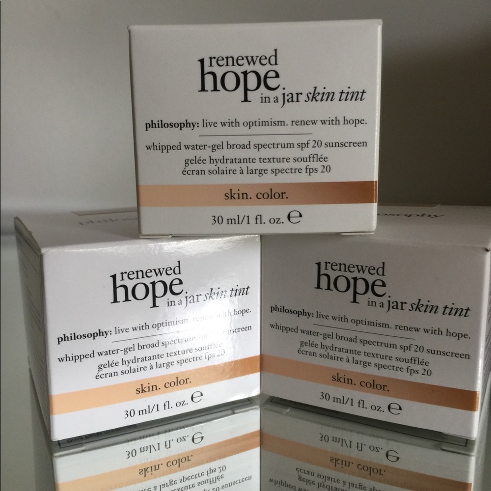 Philosophy Renewed Hope in a Jar Skin Tint
